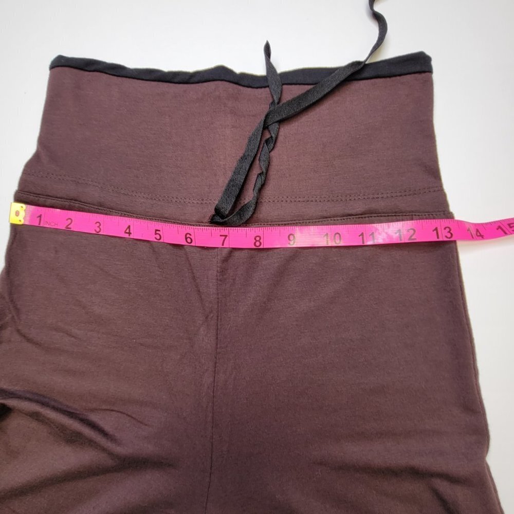 Brown and Black Slimming Flare Pants - One Size Fits Most - Picture 12 of 13